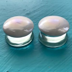 1 3/16inch- 30mm Glass “Pearl” Plugs/Gauges